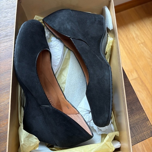 Gentle Souls by Kenneth Cole Black Wedge Shoes Sz.9 - Picture 4 of 5